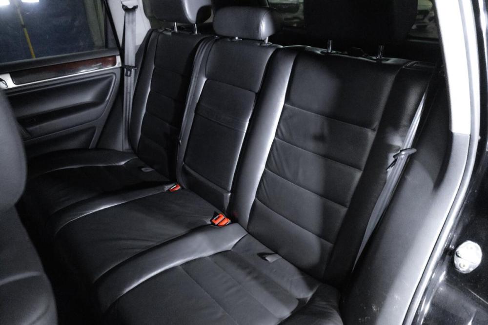 Volkswagen Touareg I Рестайлинг Тюмень  - изображение 27