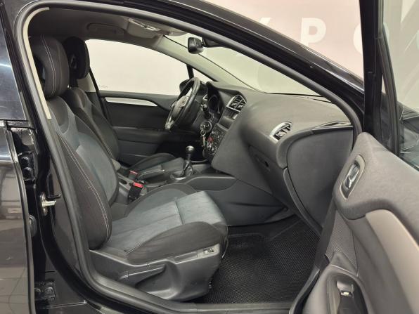 Citroen C4 II с пробегом 2011 года, цена 550 000 рублей, 193714 км, хэтчбек, Автокод Объявления