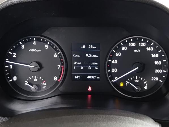 Hyundai Solaris II с пробегом 2019 года, цена 1 270 000 рублей, 48300 км, седан, Автокод Объявления