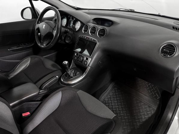 Peugeot 308 I с пробегом 2010 года, цена 415 000 рублей, 212387 км, хэтчбек, Автокод Объявления