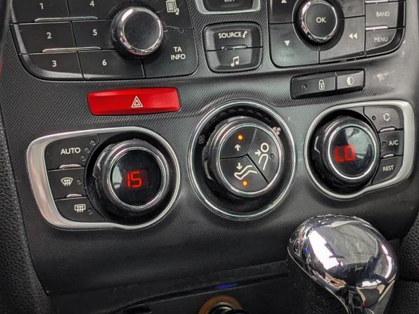 Citroen DS4 с пробегом 2013 года, цена 859 900 рублей, 176000 км, хэтчбек, Автокод Объявления