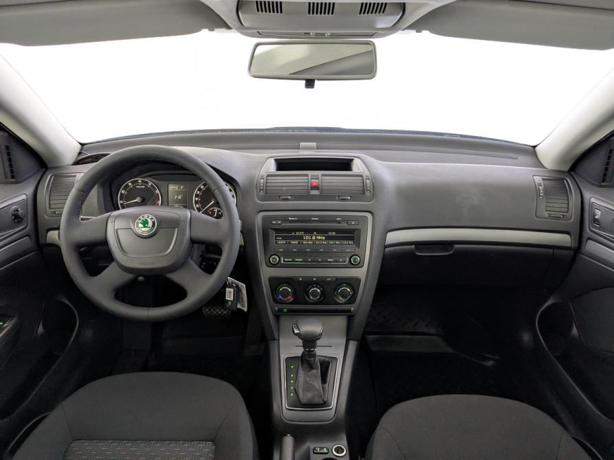Skoda Octavia II (A5) Рестайлинг Москва  - изображение 14
