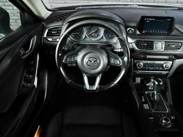 Mazda 6 III (GJ) Рестайлинг с пробегом 2018 года, цена 1 890 000 рублей, 168612 км, седан, Автокод Объявления