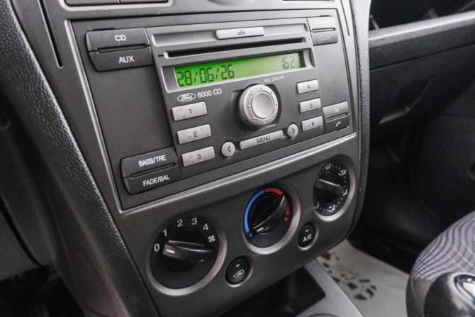 Ford Fusion I Рестайлинг с пробегом 2006 года, цена 459 000 рублей, 200000 км, хэтчбек, Автокод Объявления