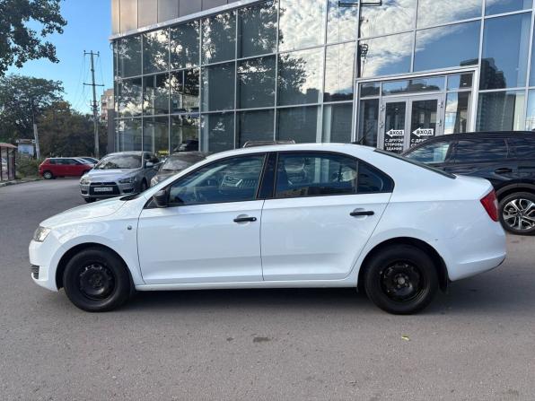 Skoda Rapid I с пробегом 2017 года, цена 949 000 рублей, 182529 км, лифтбек, Автокод Объявления
