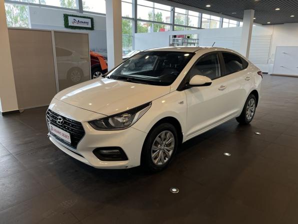 Hyundai Solaris II с пробегом 2019 года, цена 1 525 000 рублей, 114540 км, седан, Автокод Объявления