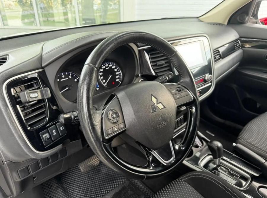 Mitsubishi Outlander III Рестайлинг 3 Ставрополь  - изображение 10