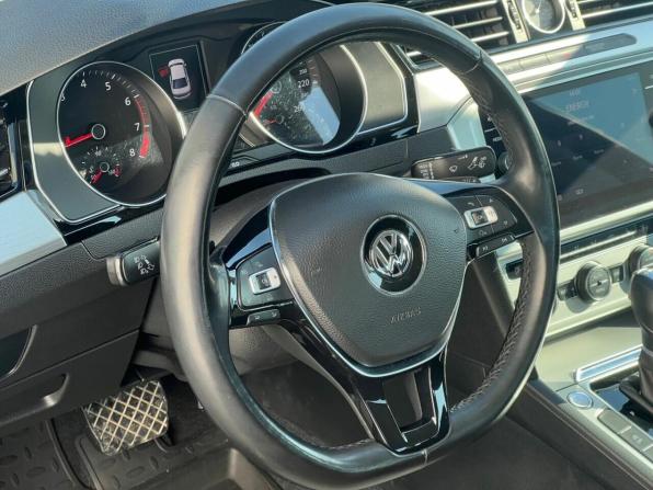 Volkswagen Passat B8 с пробегом 2018 года, цена 1 797 000 рублей, 161174 км, седан, Автокод Объявления