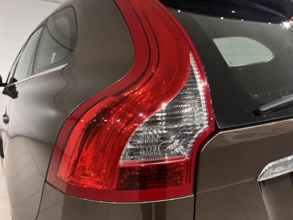 Volvo XC60 I Рестайлинг с пробегом 2015 года, цена 1 999 000 рублей, 211281 км, внедорожник, Автокод Объявления