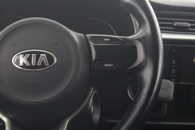 Kia Rio IV Рестайлинг с пробегом 2021 года, цена 1 229 000 рублей, 171000 км, седан, Автокод Объявления
