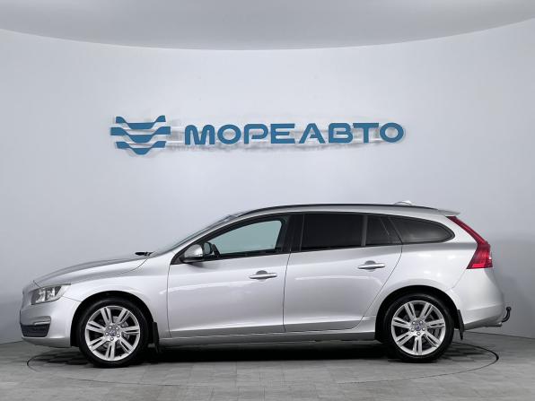 Volvo V60 I Рестайлинг с пробегом 2016 года, цена 1 450 000 рублей, 157300 км, универсал, Автокод Объявления