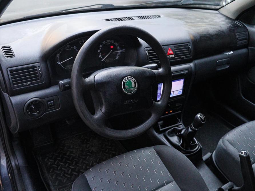 Skoda Octavia I (A4) Рестайлинг Москва  - изображение 11
