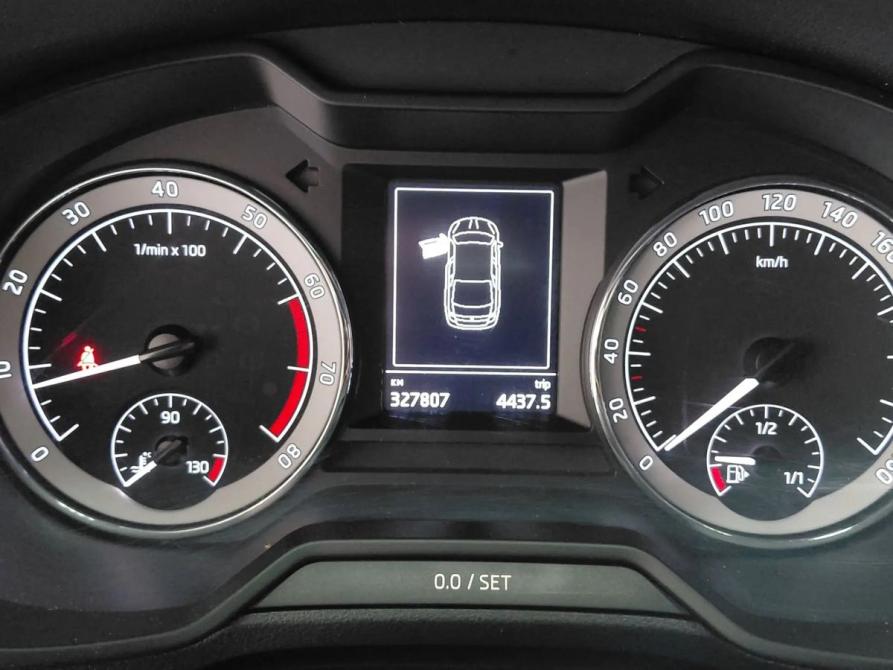 Skoda Octavia III (A7) Рестайлинг Москва  - изображение 11