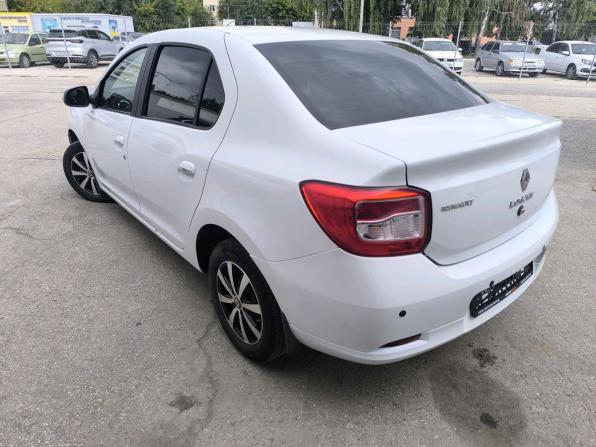 Renault Logan II с пробегом 2017 года, цена 790 000 рублей, 123799 км, седан, Автокод Объявления