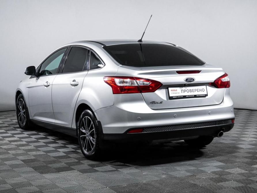 Ford Focus III Москва  - изображение 8