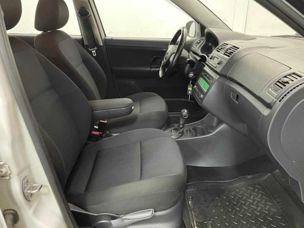 Skoda Fabia II Рестайлинг с пробегом 2011 года, цена 590 000 рублей, 280991 км, хэтчбек, Автокод Объявления
