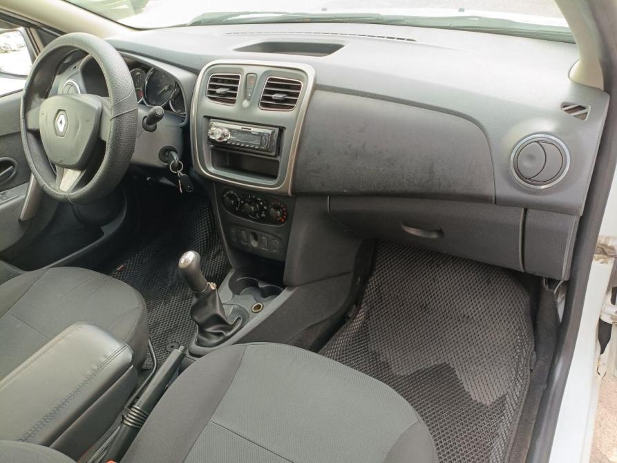 Renault Logan II Санкт-Петербург  - изображение 10
