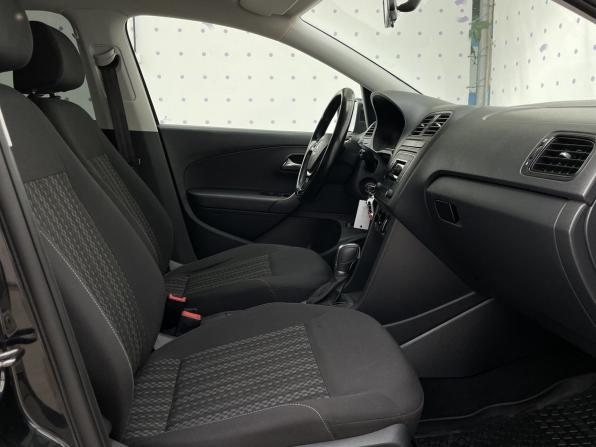 Volkswagen Polo V Рестайлинг с пробегом 2015 года, цена 999 000 рублей, 125342 км, седан, Автокод Объявления