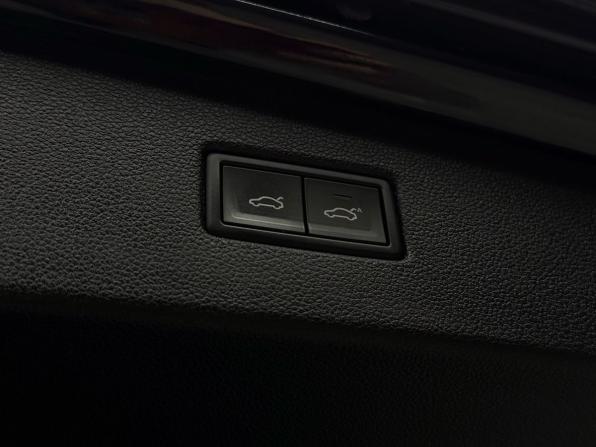 Volkswagen Tiguan II с пробегом 2018 года, цена 2 649 000 рублей, 168973 км, внедорожник, Автокод Объявления