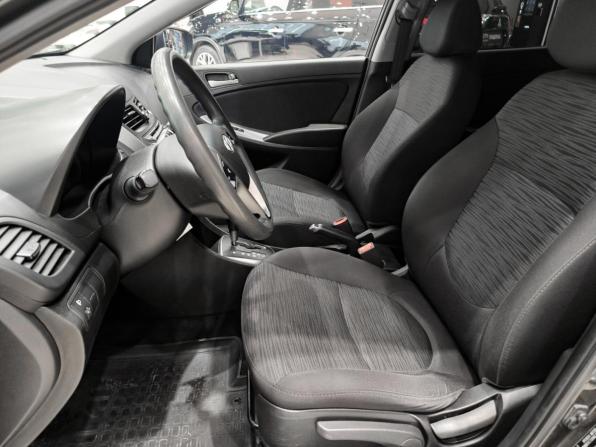 Hyundai Solaris I Рестайлинг с пробегом 2015 года, цена 1 060 000 рублей, 187300 км, хэтчбек, Автокод Объявления