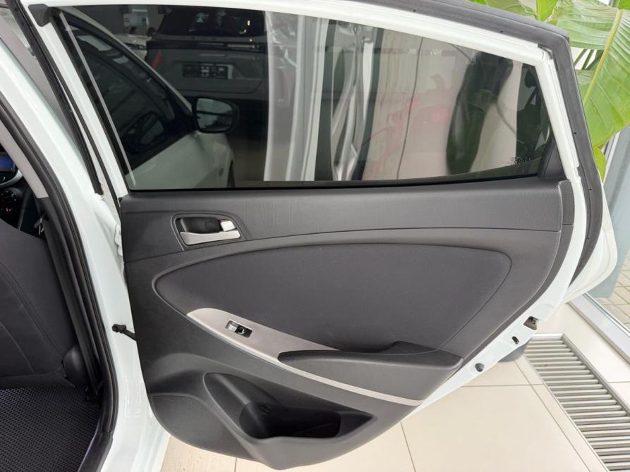 Hyundai Solaris I Рестайлинг Таганрог  - изображение 23