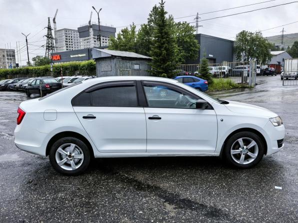 Skoda Rapid I с пробегом 2015 года, цена 780 000 рублей, 189673 км, лифтбек, Автокод Объявления