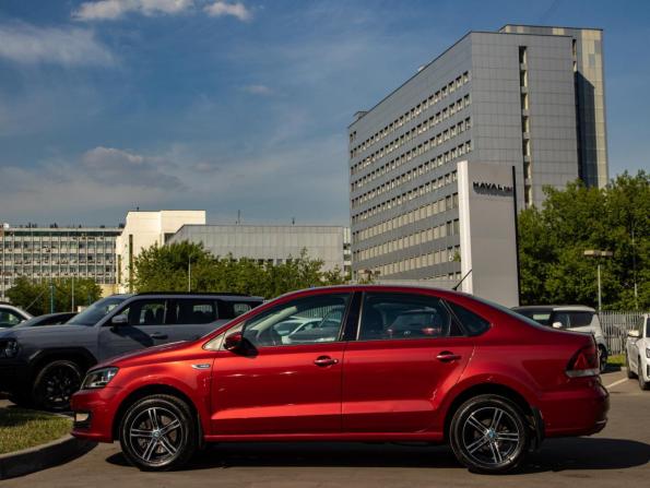 Volkswagen Polo V Рестайлинг с пробегом 2015 года, цена 858 000 рублей, 139000 км, седан, Автокод Объявления