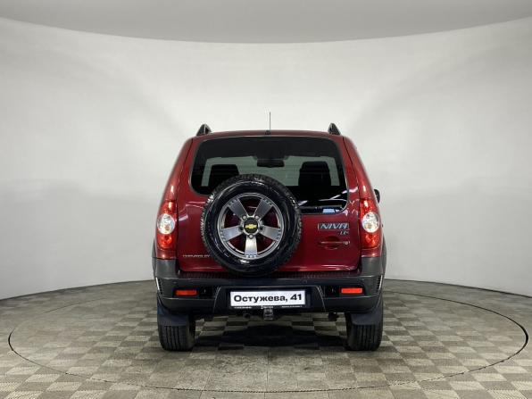 Chevrolet Niva I Рестайлинг с пробегом 2017 года, цена 730 000 рублей, 180956 км, внедорожник, Автокод Объявления