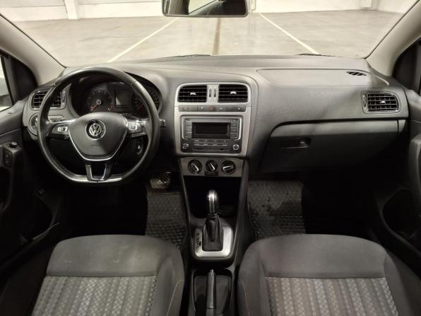 Volkswagen Polo V Рестайлинг с пробегом 2019 года, цена 1 099 000 рублей, 144071 км, седан, Автокод Объявления