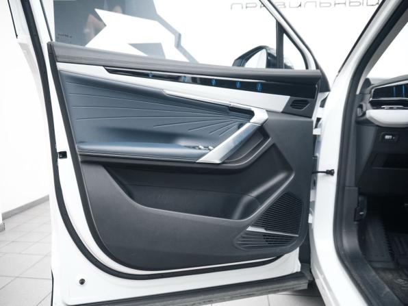 Geely Atlas II с пробегом 2024 года, цена 3 127 850 рублей, 28500 км, внедорожник, Автокод Объявления