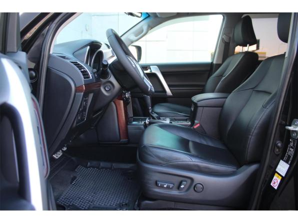 Toyota Land Cruiser Prado 150 Series Рестайлинг 1 с пробегом 2016 года, цена 4 230 000 рублей, 120689 км, внедорожник, Автокод Объявления