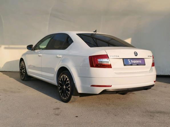 Skoda Octavia III (A7) Рестайлинг с пробегом 2017 года, цена 1 470 000 рублей, 133500 км, лифтбек, Автокод Объявления