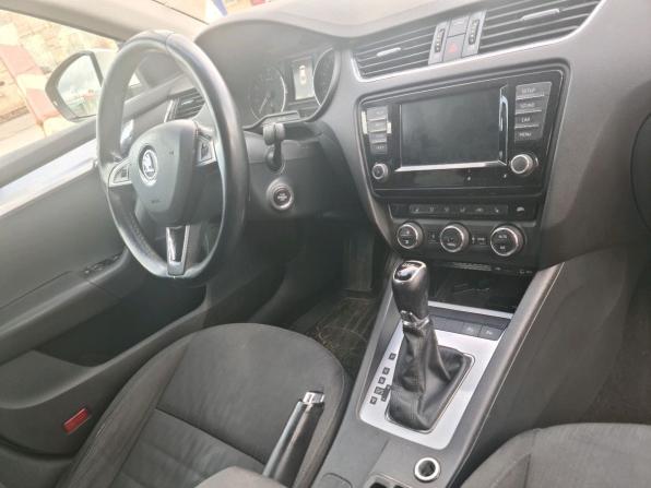 Skoda Octavia III (A7) с пробегом 2015 года, цена 1 299 000 рублей, 240000 км, лифтбек, Автокод Объявления