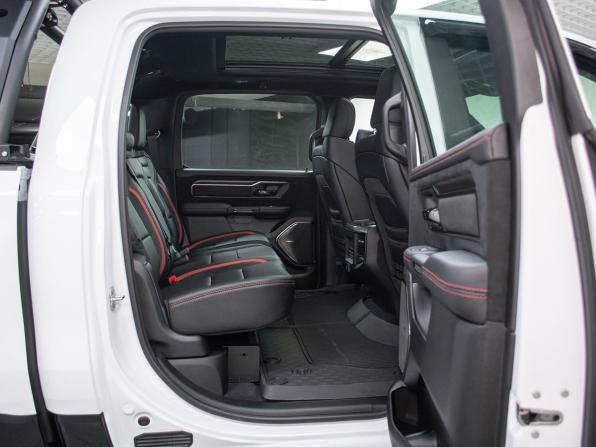 Ram 1500 V Рестайлинг с пробегом 2026 года, цена 12 499 000 рублей, 48 км, offers.body_type.unknown, Автокод Объявления