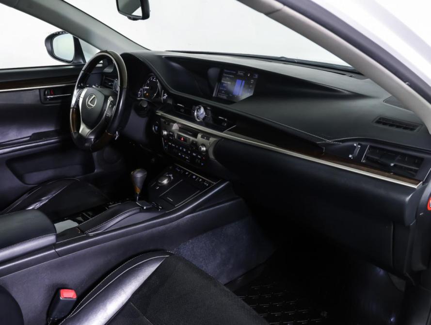 Lexus ES VI Рестайлинг Москва  - изображение 10