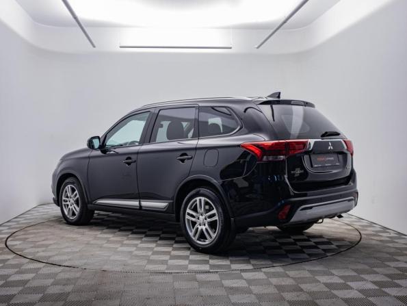 Mitsubishi Outlander III Рестайлинг 3 с пробегом 2019 года, цена 1 845 000 рублей, 216779 км, внедорожник, Автокод Объявления