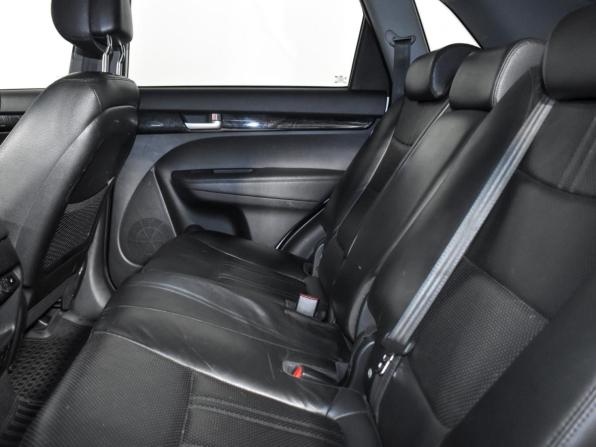 Kia Sorento II Рестайлинг с пробегом 2016 года, цена 1 100 000 рублей, 292113 км, внедорожник, Автокод Объявления