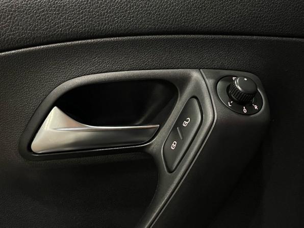 Volkswagen Polo V с пробегом 2013 года, цена 875 000 рублей, 85886 км, седан, Автокод Объявления