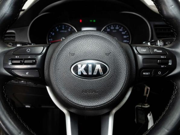 Kia Rio IV с пробегом 2018 года, цена 1 188 000 рублей, 169733 км, седан, Автокод Объявления