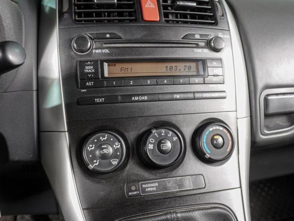 Toyota Auris I Рестайлинг с пробегом 2012 года, цена 969 000 рублей, 147145 км, хэтчбек, Автокод Объявления