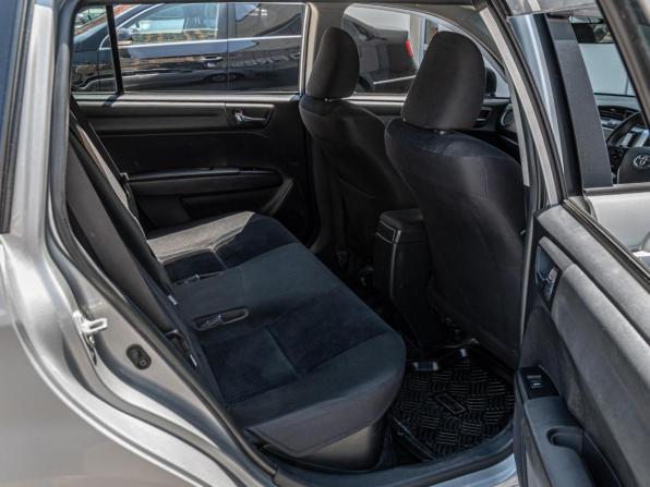 Toyota Corolla XI (E160 E170 E180) с пробегом 2014 года, цена 1 210 000 рублей, 217660 км, универсал, Автокод Объявления