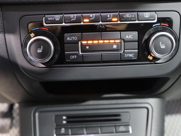 Volkswagen Tiguan I Рестайлинг с пробегом 2015 года, цена 1 570 000 рублей, 160000 км, внедорожник, Автокод Объявления