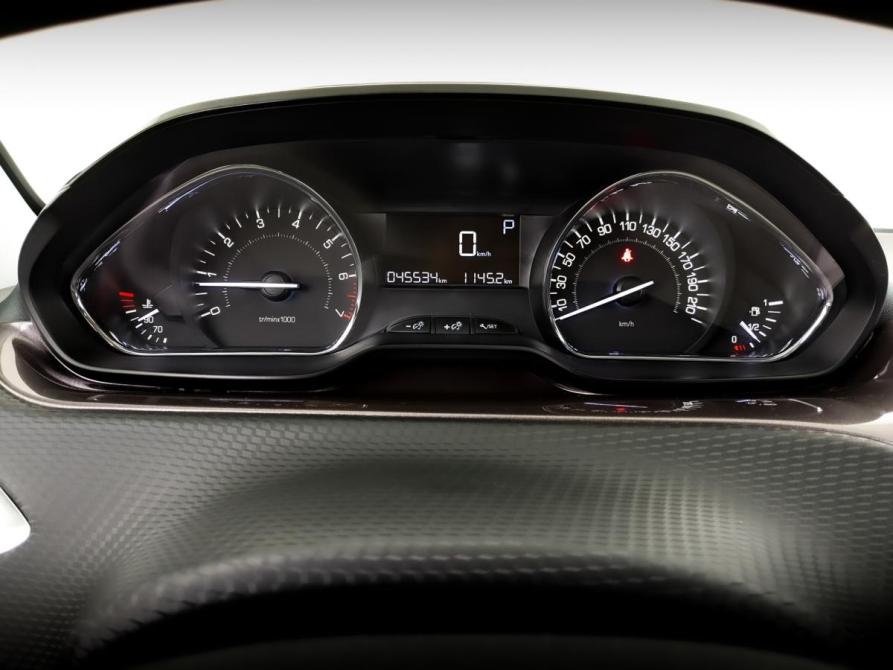 Peugeot 2008 I Москва  - изображение 13
