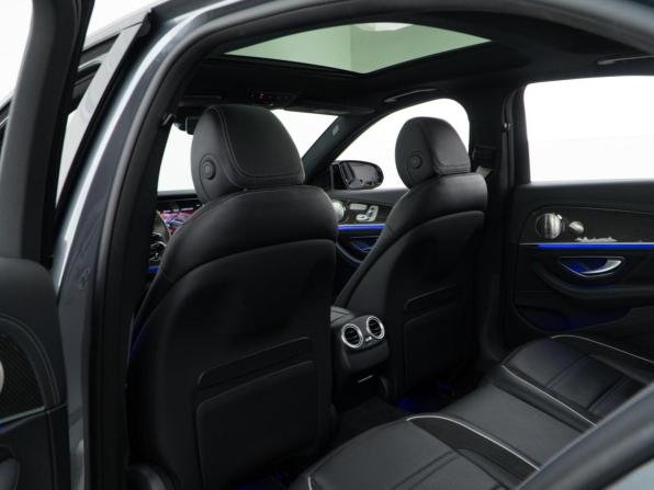 Mercedes-Benz E-Класс AMG V (W213) Рестайлинг с пробегом 2021 года, цена 11 498 999 рублей, 25754 км, седан, Автокод Объявления
