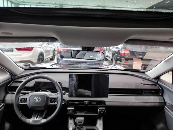 Toyota RAV4 VI (XA60) с пробегом 2026 года, цена 4 250 000 рублей, 20 км, внедорожник, Автокод Объявления