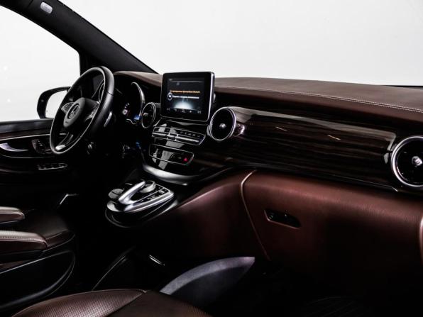 Mercedes-Benz V-Класс III (W447) с пробегом 2018 года, цена 4 651 007 рублей, 107130 км, минивэн, Автокод Объявления