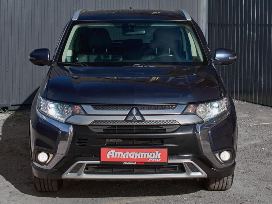Mitsubishi Outlander III Рестайлинг 3 Екатеринбург  - изображение 2