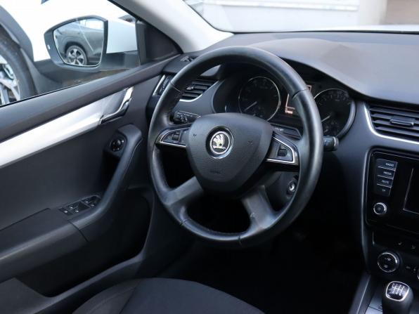 Skoda Octavia III (A7) с пробегом 2013 года, цена 1 200 000 рублей, 174830 км, лифтбек, Автокод Объявления