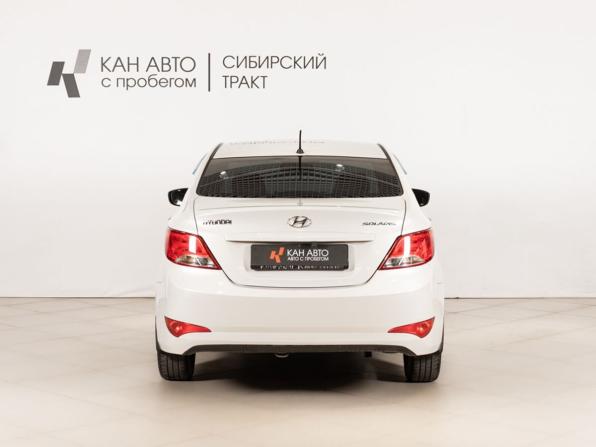 Hyundai Solaris I Рестайлинг с пробегом 2015 года, цена 1 167 500 рублей, 121494 км, седан, Автокод Объявления