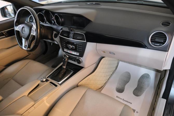 Mercedes-Benz C-Класс III (W204) Рестайлинг с пробегом 2011 года, цена 1 629 000 рублей, 194000 км, седан, Автокод Объявления